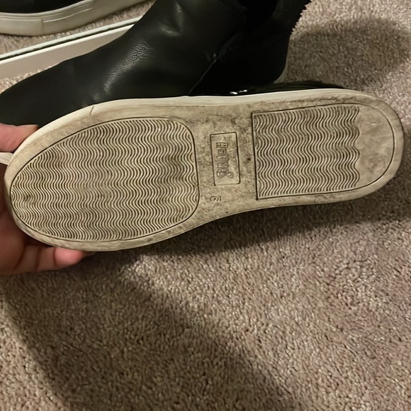 Black side zip ankle sneakers - Picture 2 of 3